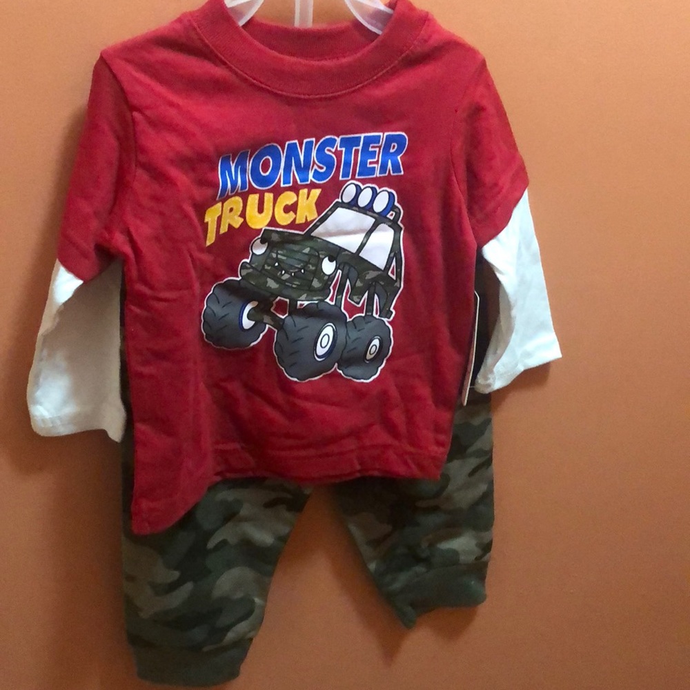 Boys 2 Pc. Long sleeve and pants